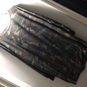 Oversized camouflage dress.